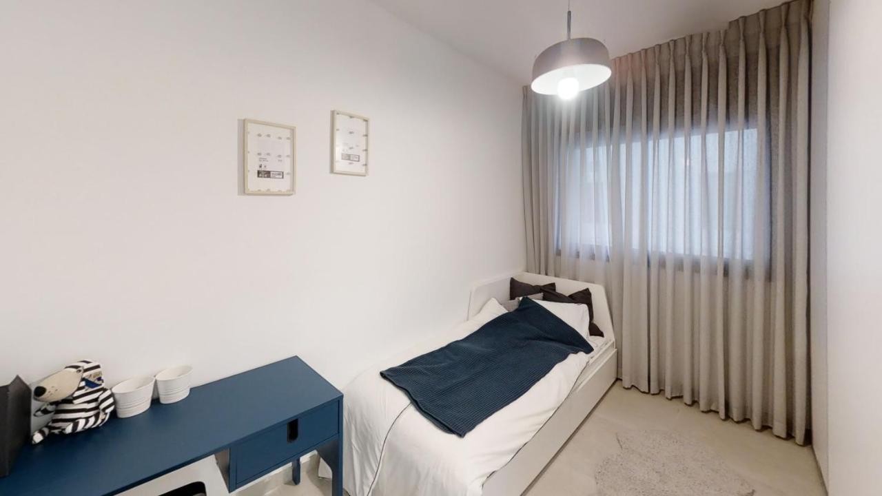 Luxury 3&4 Bedroom New Apartments - Close To The Beach & Bahai Gardens Haifa Exterior foto