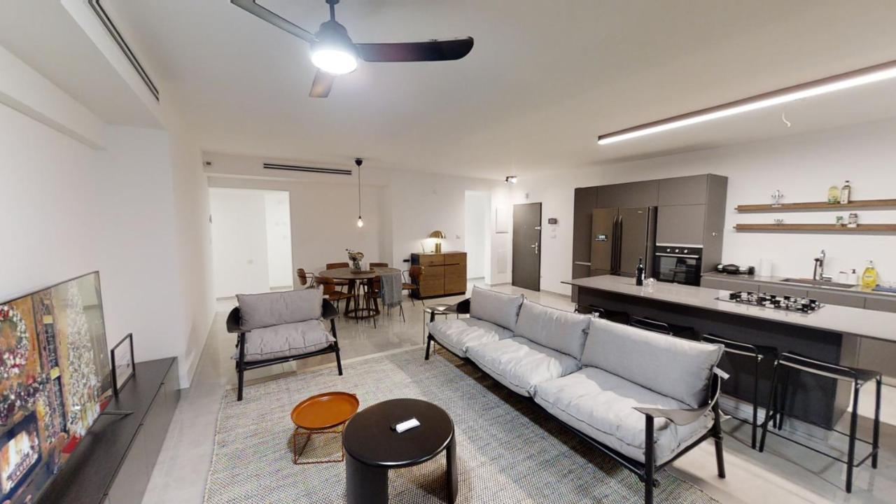 Luxury 3&4 Bedroom New Apartments - Close To The Beach & Bahai Gardens Haifa Exterior foto